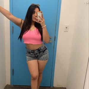 Meet your Posher, Fabiola Instagram: k.fabiolaa